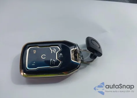 2016 GMC Yukon Xl Denali z USA, uszkodzony, nr VIN 1GKS2HKJ5GR411962